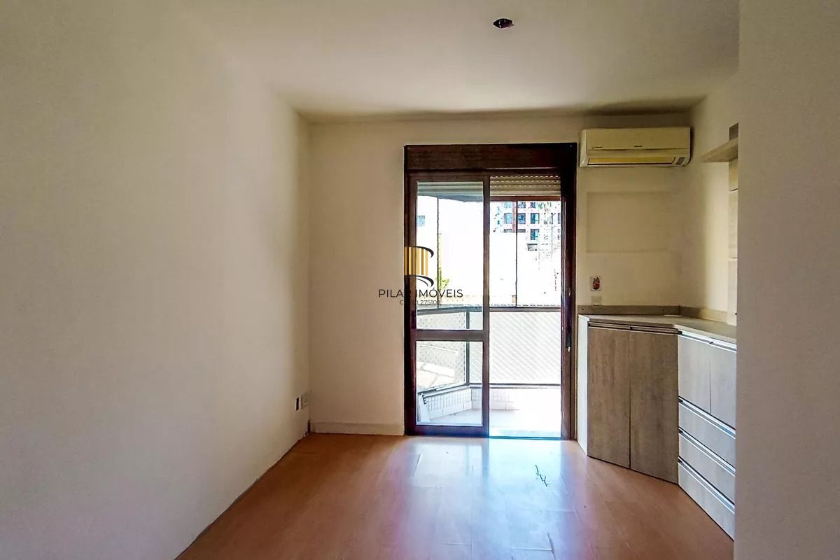 Apartamento com 3 Dormitórios, elevador vaga e 2 Sacadas no Menino Deus