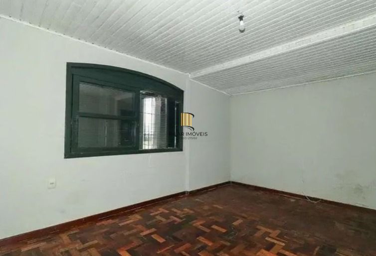 Casa de 3 quartos, 2 banheiros, 2 vagas no bairro Jardim Leopoldina