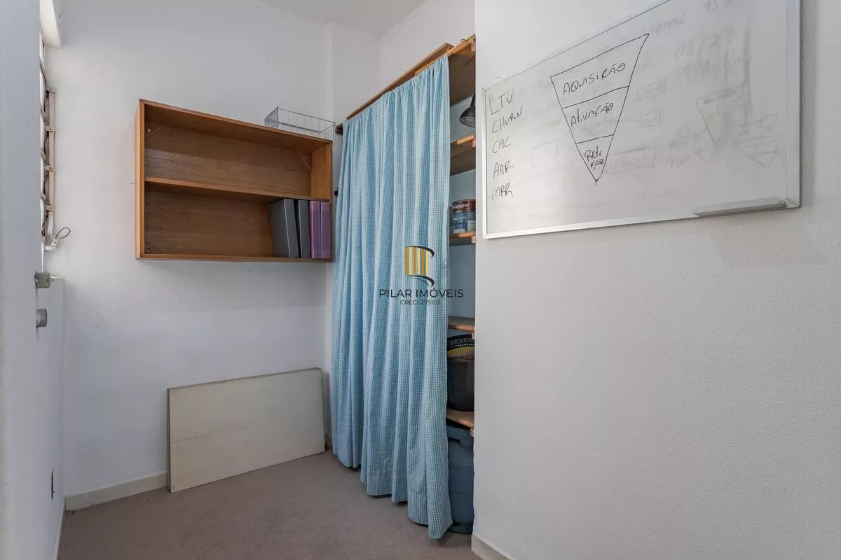 Apartamento à venda com 2 quartos elevador no bairro centro historico