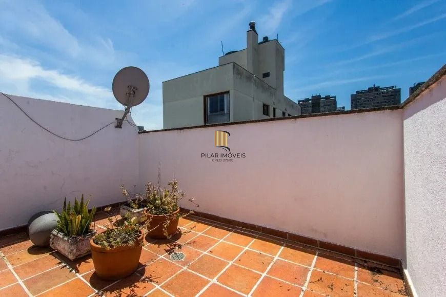 Cobertura com 1 quarto e 70m² à venda em rio branco, Porto Alegre.