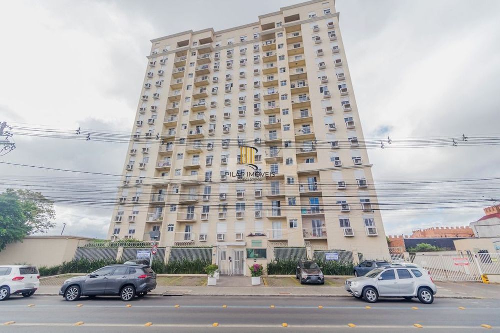 Apartamento com 2 quartos e 1 vaga e elevador no Bairro São Sebastião