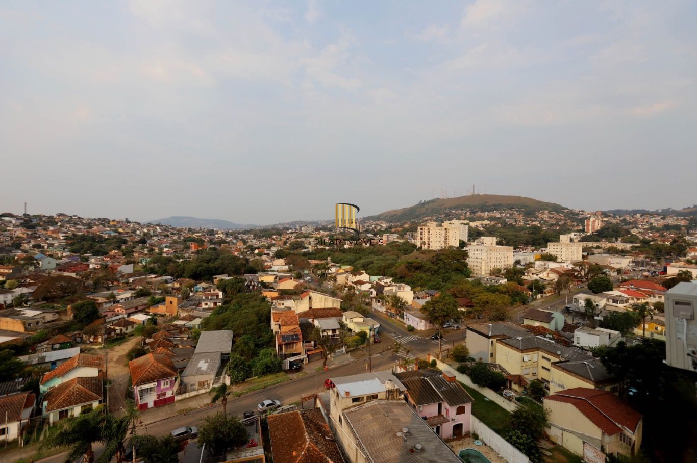 Apartamento com 2 quartos e 48m² à venda em Glória.