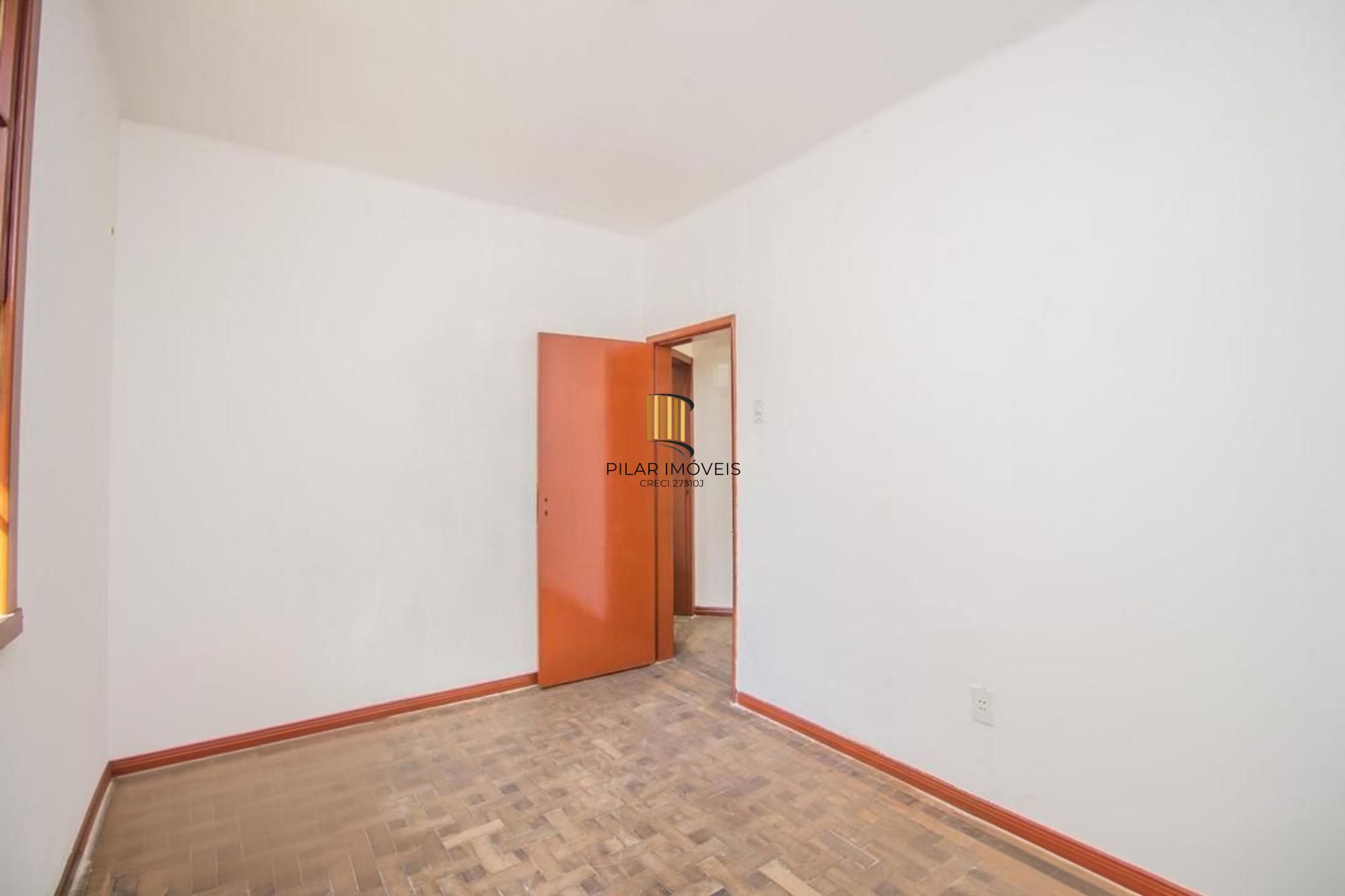 Apartamento térreo de 2 quartos, 2 banheiros no bairro Cidade baixa