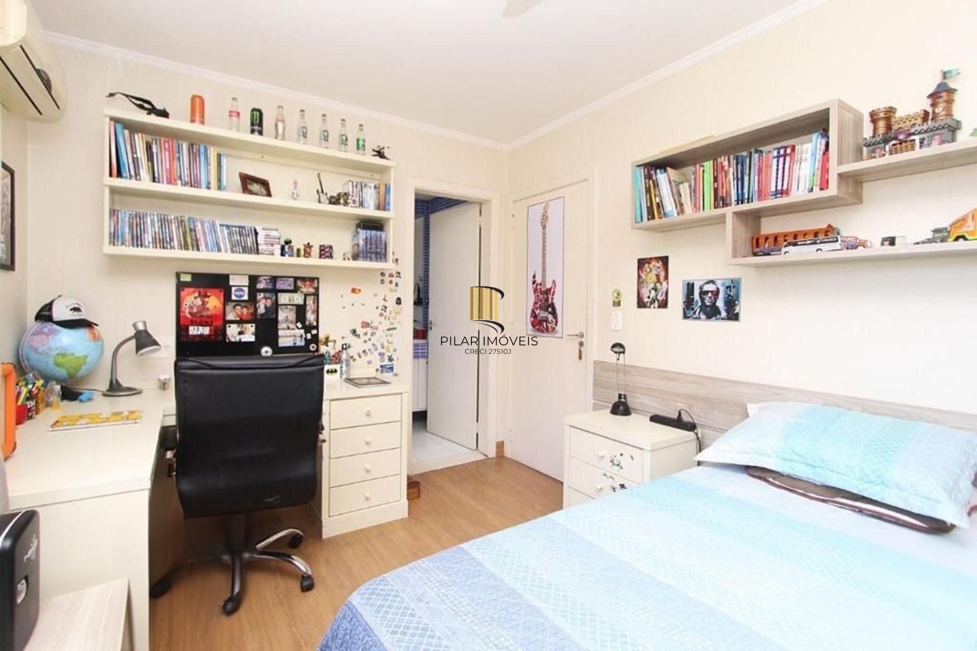 Apartamento de 4 dormitórios bairro Boa Vista