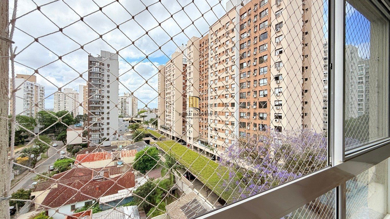 Apartamento 2 dormitórios, 1 suíte, 2 vaga, elevador no  Passo da Areia