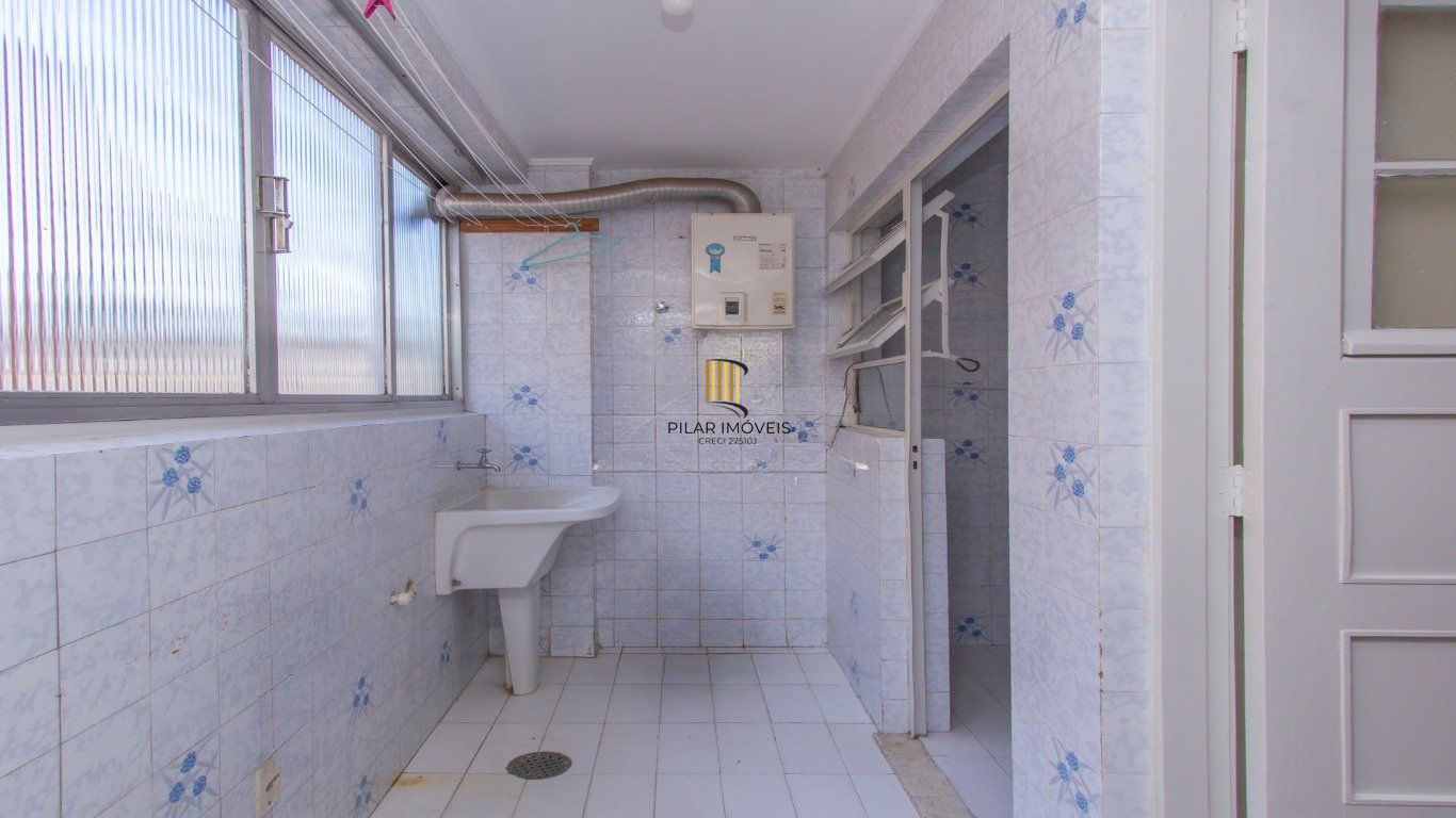 Apartamento à venda com 2 dormitórios 81 m² no Bairro Petrópolis