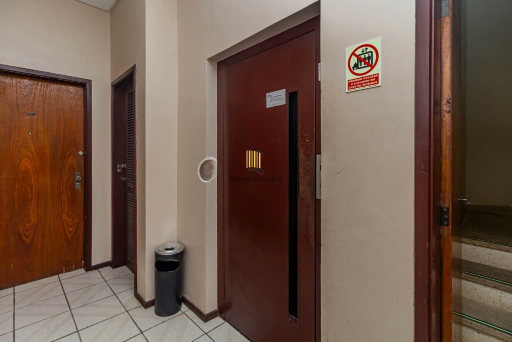 Apartamento 2 dormitórios, 1 vaga, churrasqueira  e 77m² na José do Patrocinio.