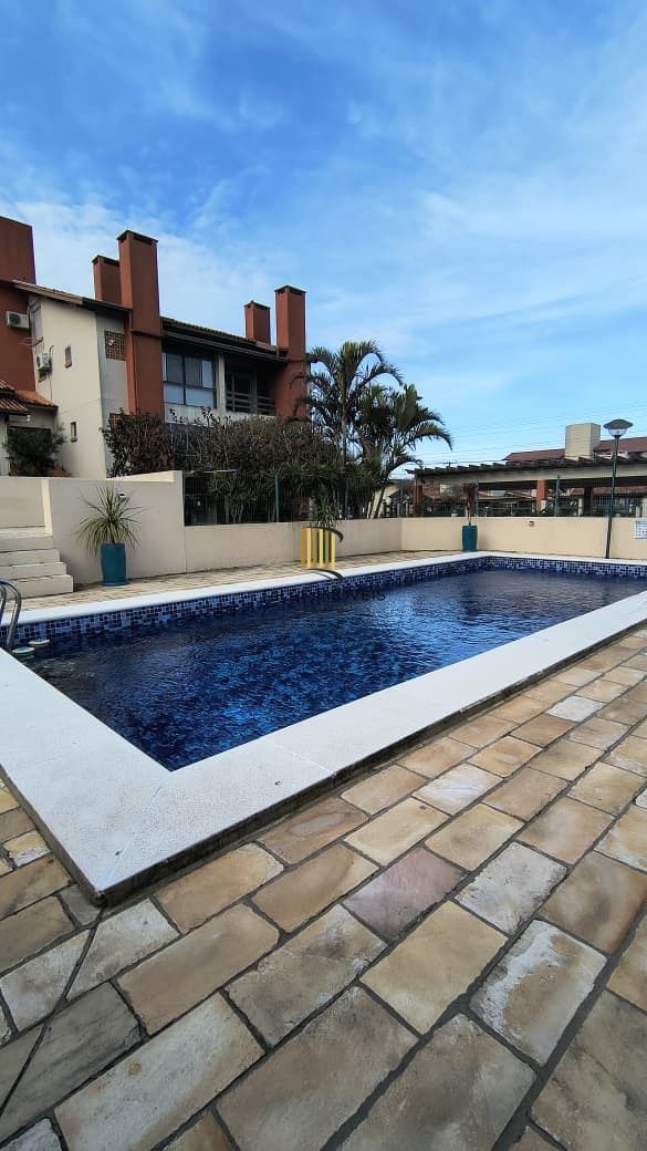 Sobrado 2 dormitórios com suite Condomínio Fechado Capão Novo - Pilar Imóveis