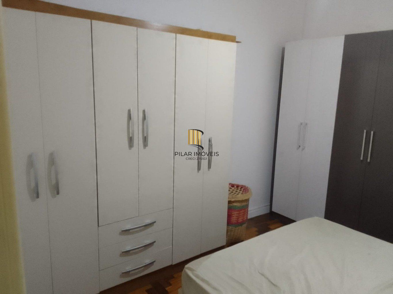 Apartamento de 2 dormitórios no Bairro petropolis em Porto Alegre.