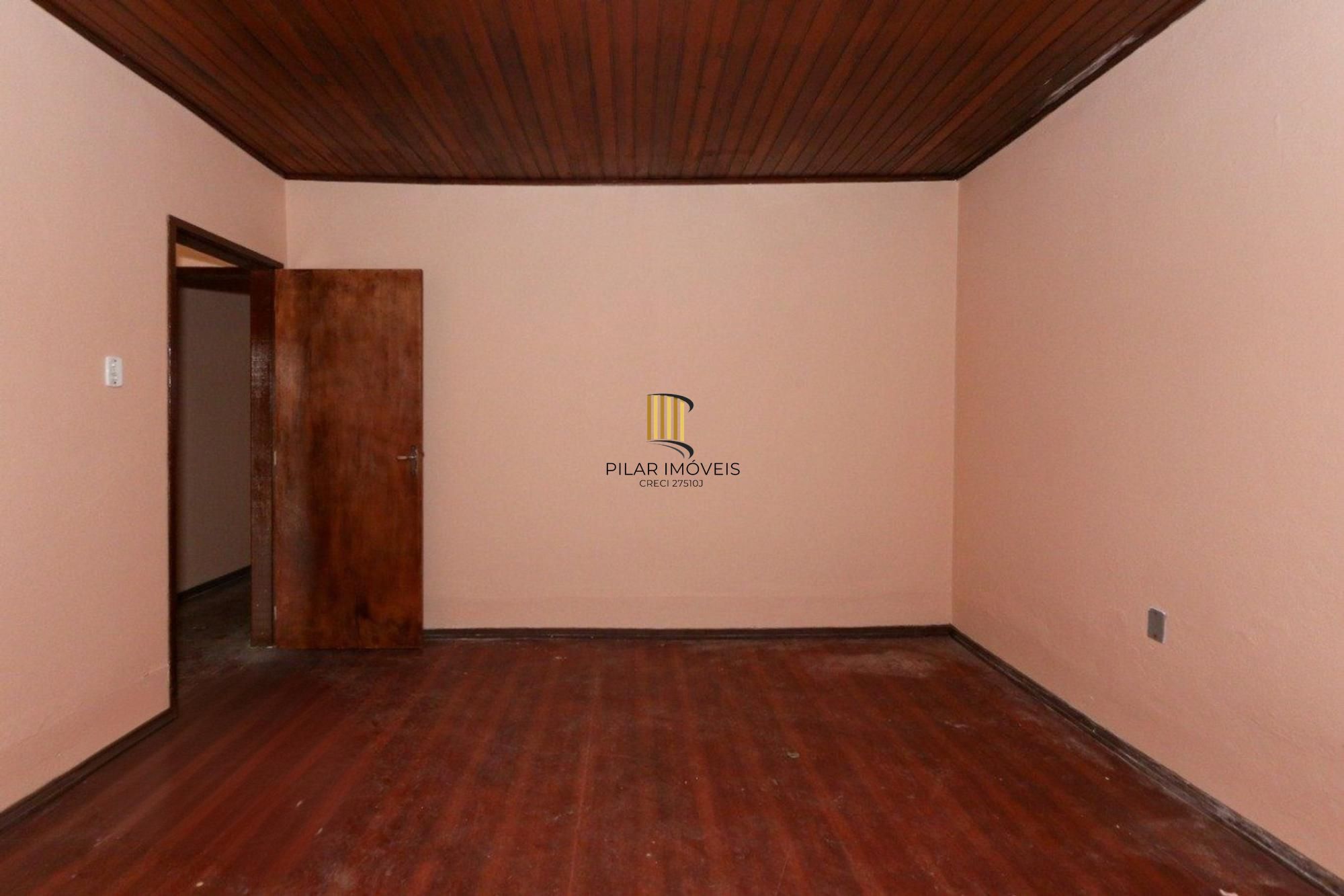 Casa de 3 dormitórios e 2 vagas de garagem no bairro Rio Branco em Canoas.