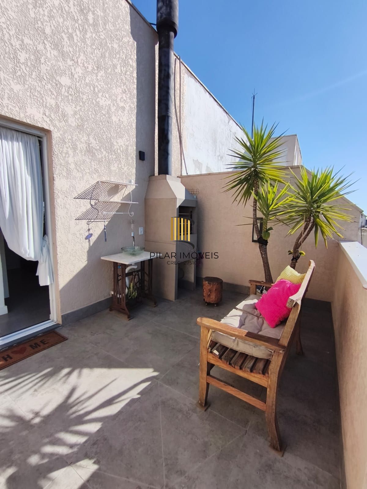 Cobertura duplex 3 dormitórios com terraço e vaga em Cachoeirinha