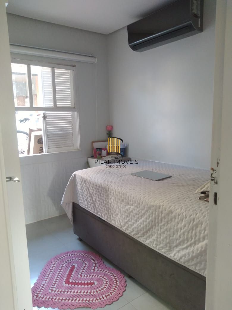 casa de 3 dormitórios no Porto Verde Porto Alegre