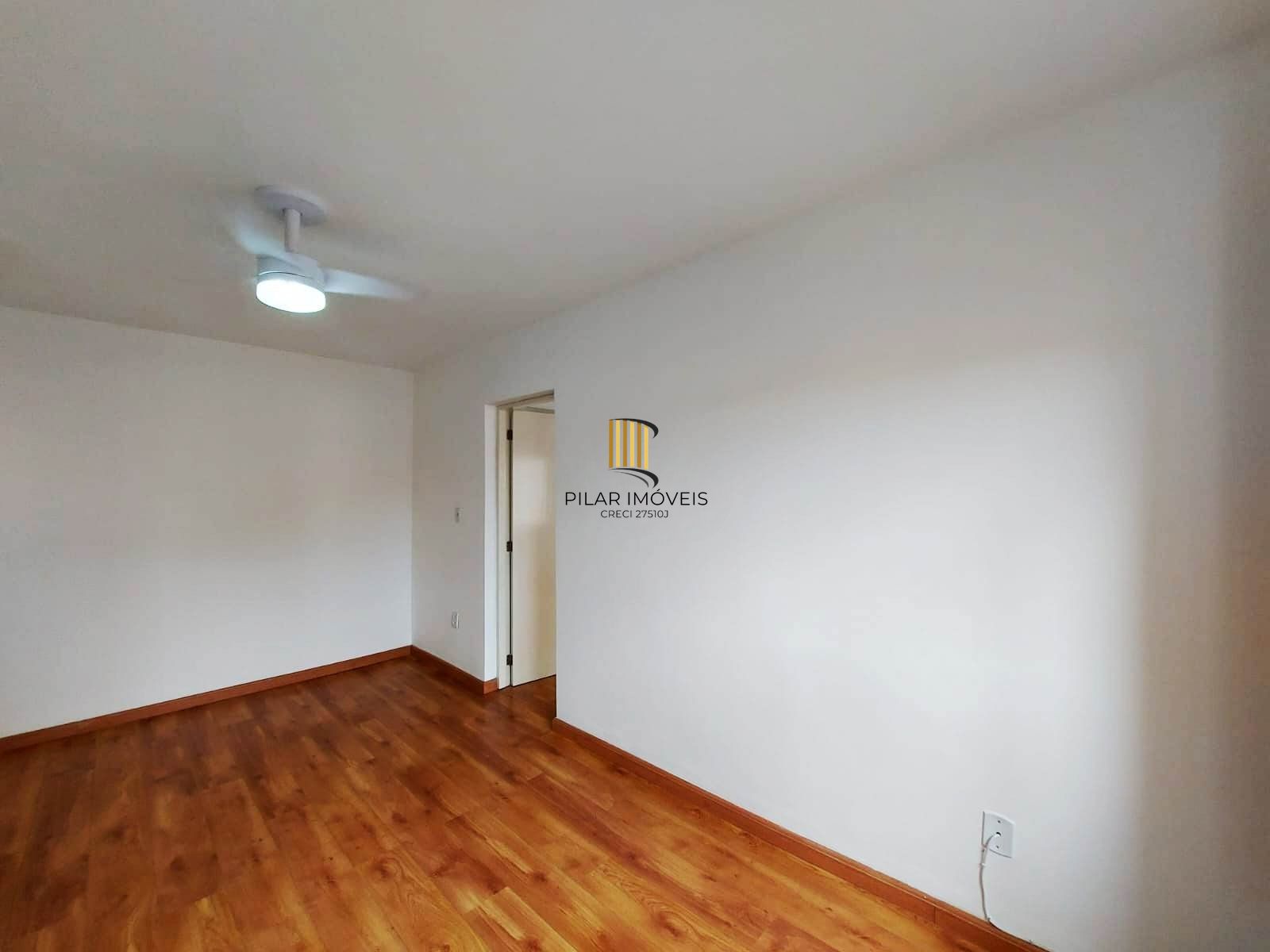 Apartamento de 1 dormitório com 1 vaga no Bairro Coronel Aparício Borges