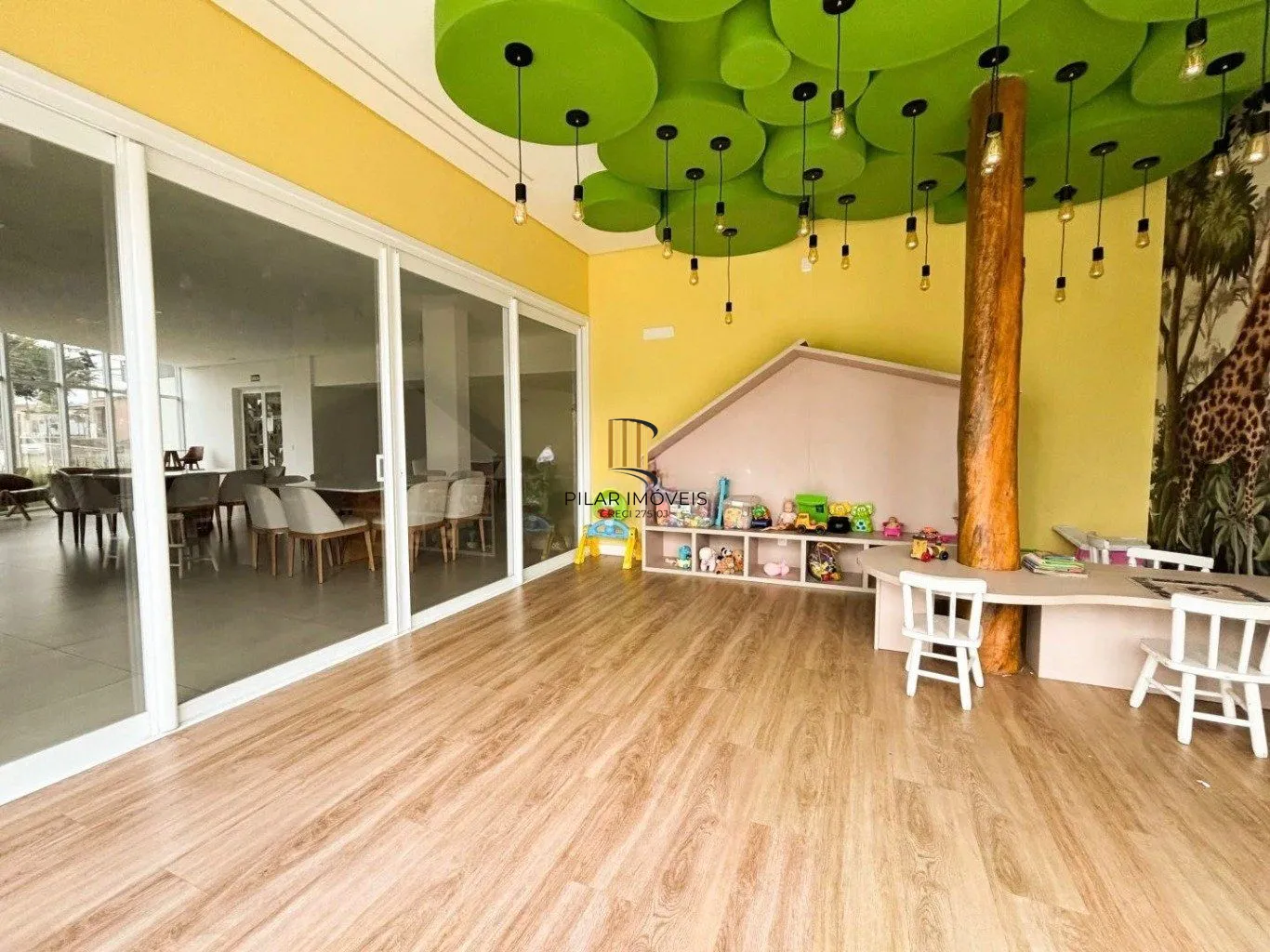 Apartamento de 2 dormitórios, elevador de 1 vaga de garagem em Canoas.