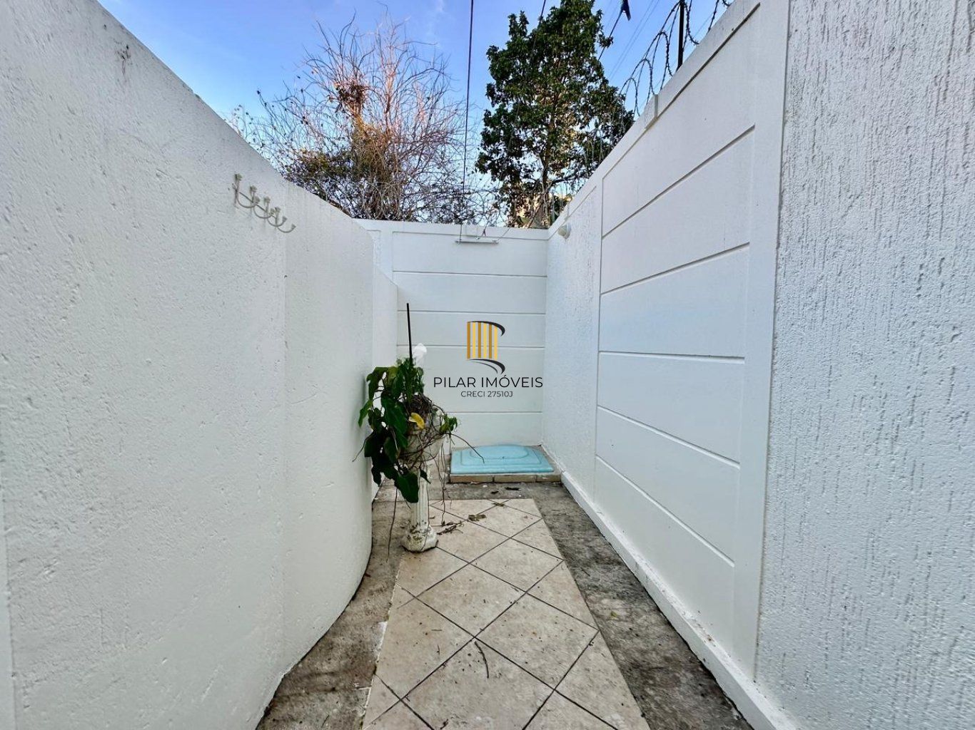 Casa de 3 dormitórios, 2 vagas de garagem em Canoas