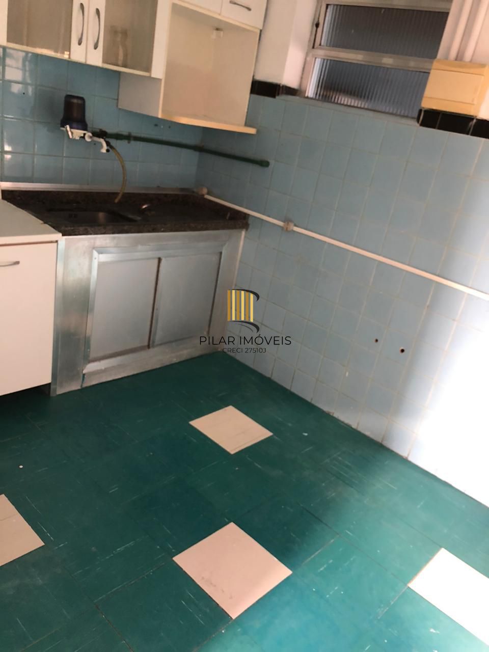 Apartamento à venda com 2 quartos 51 m² no Bairro Passo da Areia