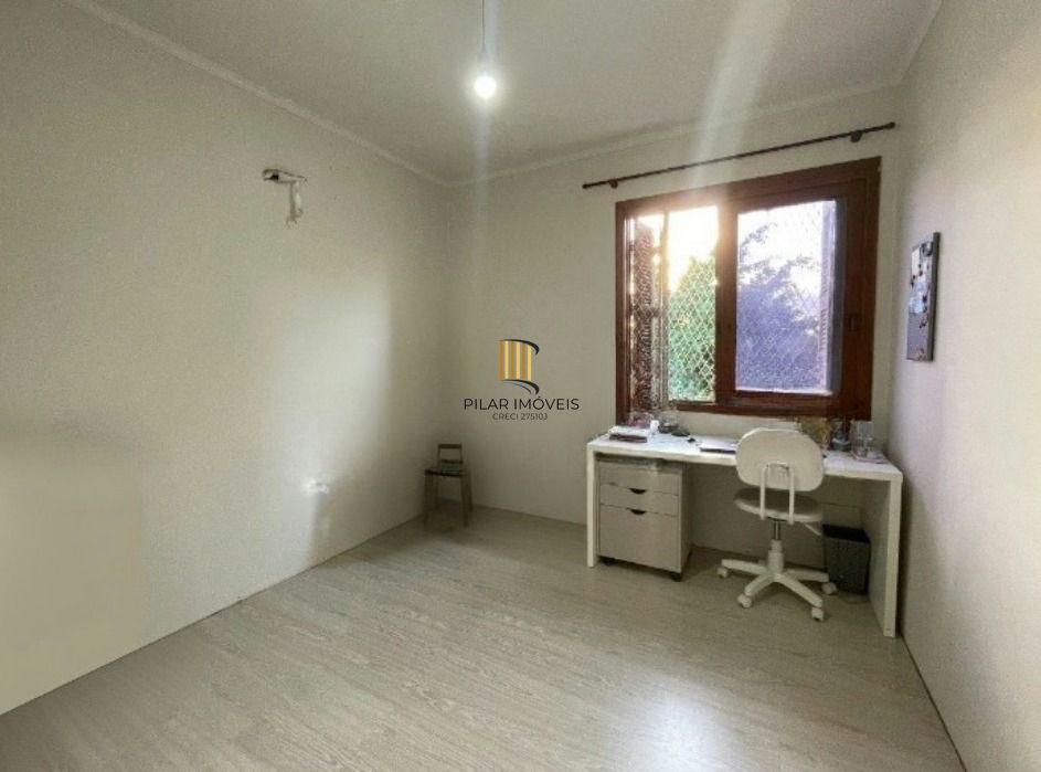 Cobertura de 2 quartos, suíte, 2 vagas no bairro Jardim Planalto.