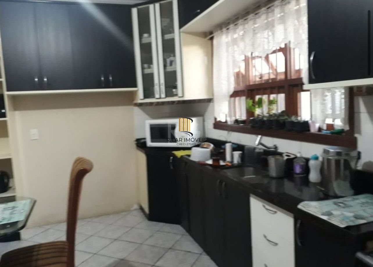 Casa 133m2  com piscina 3 dormitórios e 1 vaga Cachoeirinha