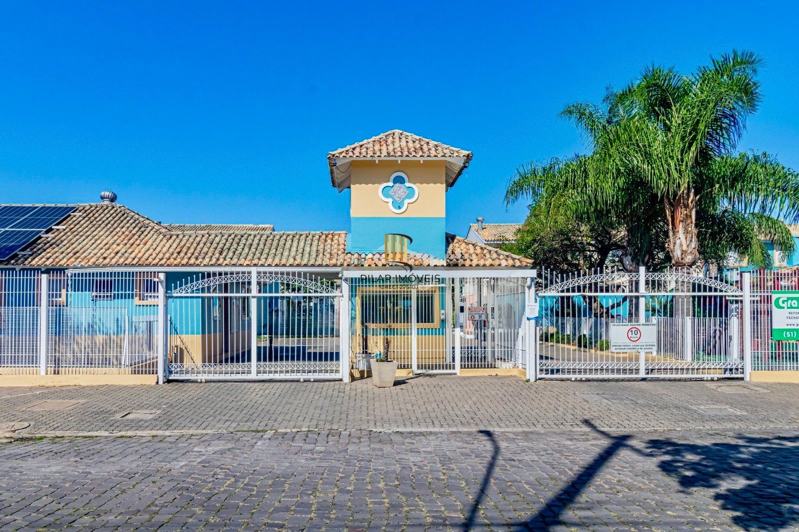 Casa em Condomínio com 3 quartos, 2 vagas e 79.59m²  Humaitá, Porto Alegre