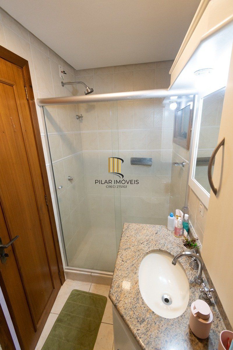 Apartamento de 3 quartos, elevador, churrasqueira, 2 vagas  no bairro Lindóia