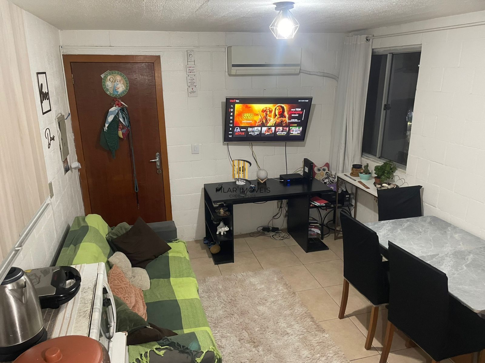 Apartamento com 2 dormitórios no Bairro Vila Nova