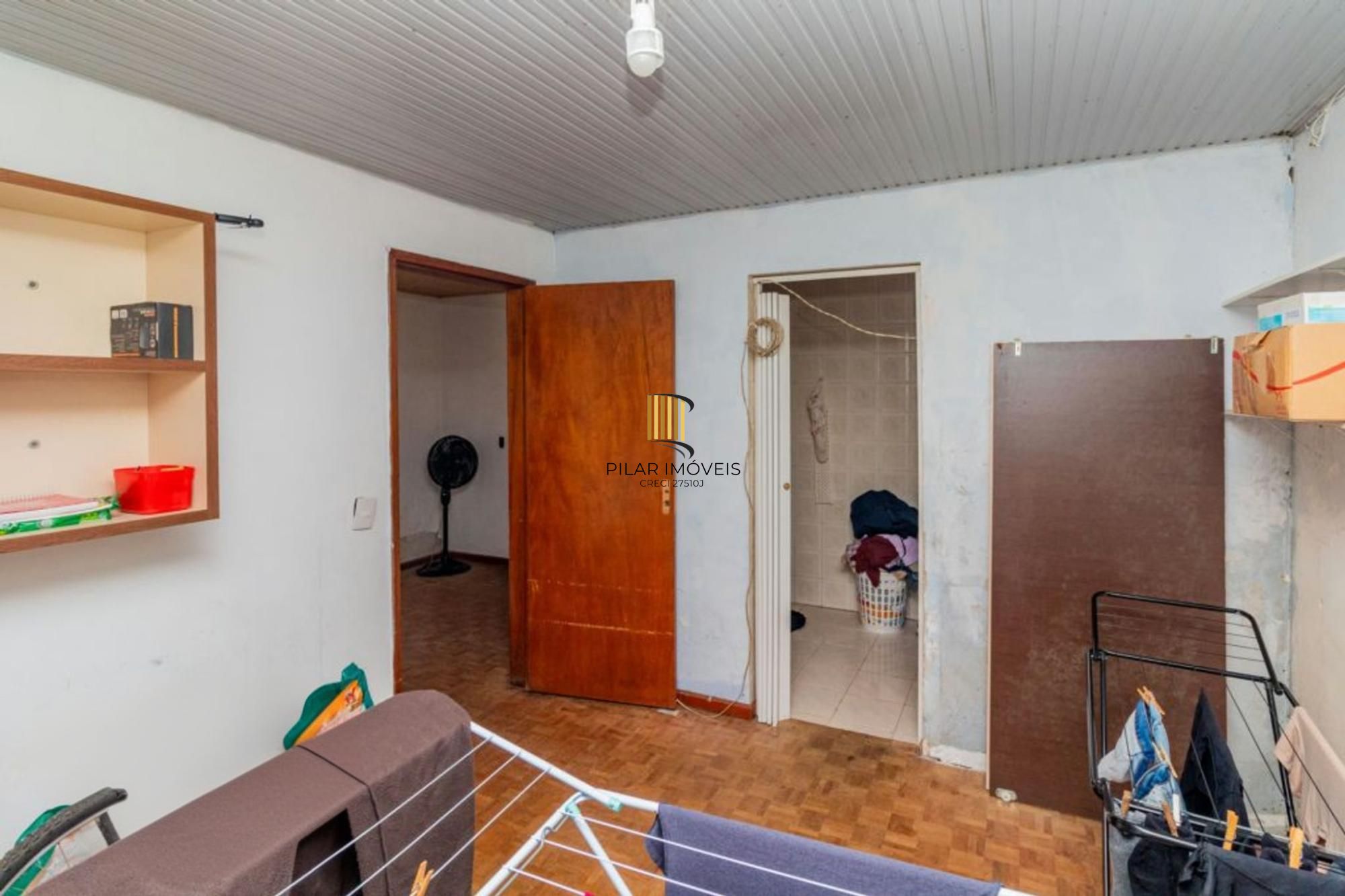 Casa de 3 quartos, 2 vagas no bairro Morro Santana