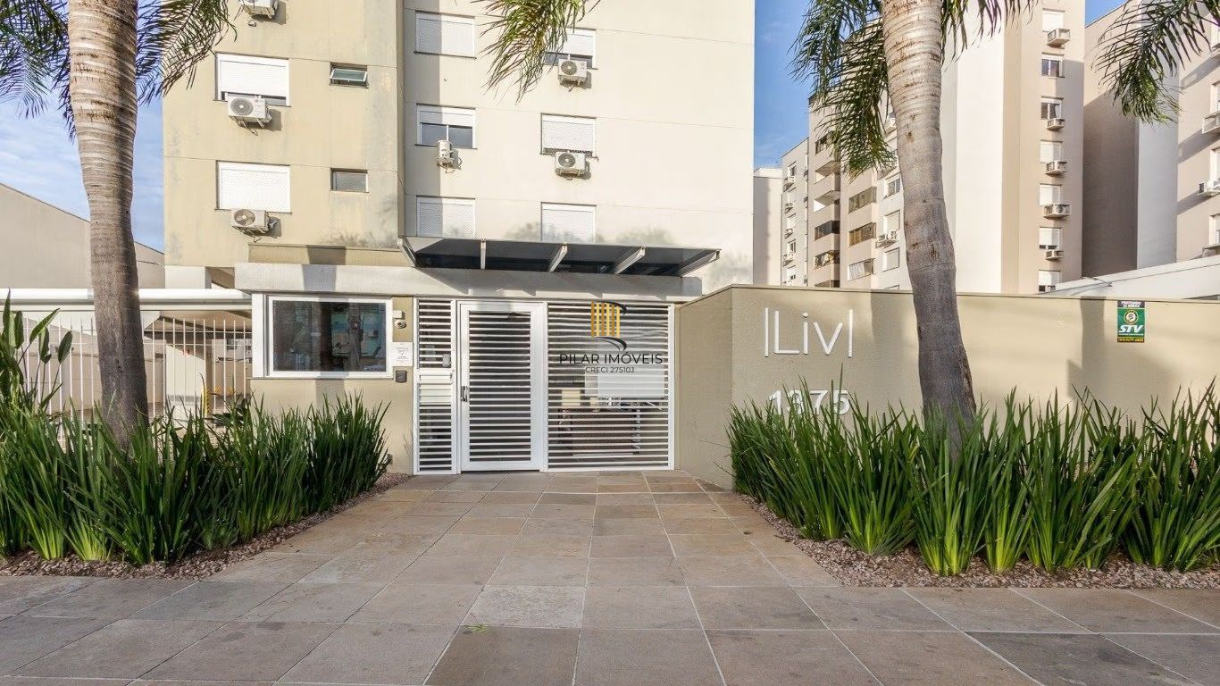 Apartamento de 2 quartos, elevador e 1 vaga de garagem em Canoas.