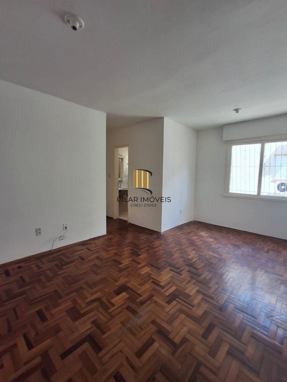 Apartamento á venda 59m², 2 dormitórios no Passo da Areia