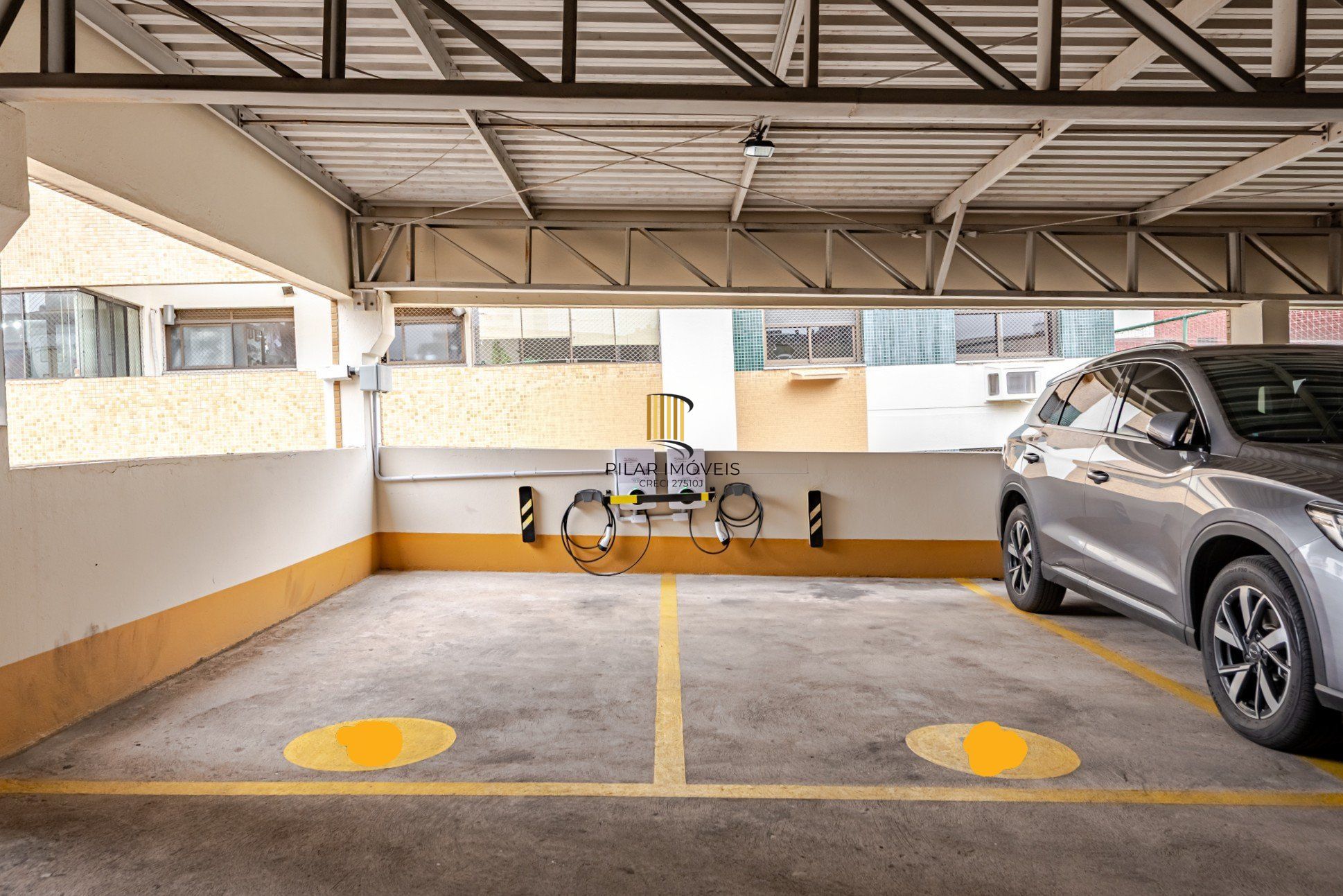 Apartamento de 3 dormitórios no bairro Menino Deus