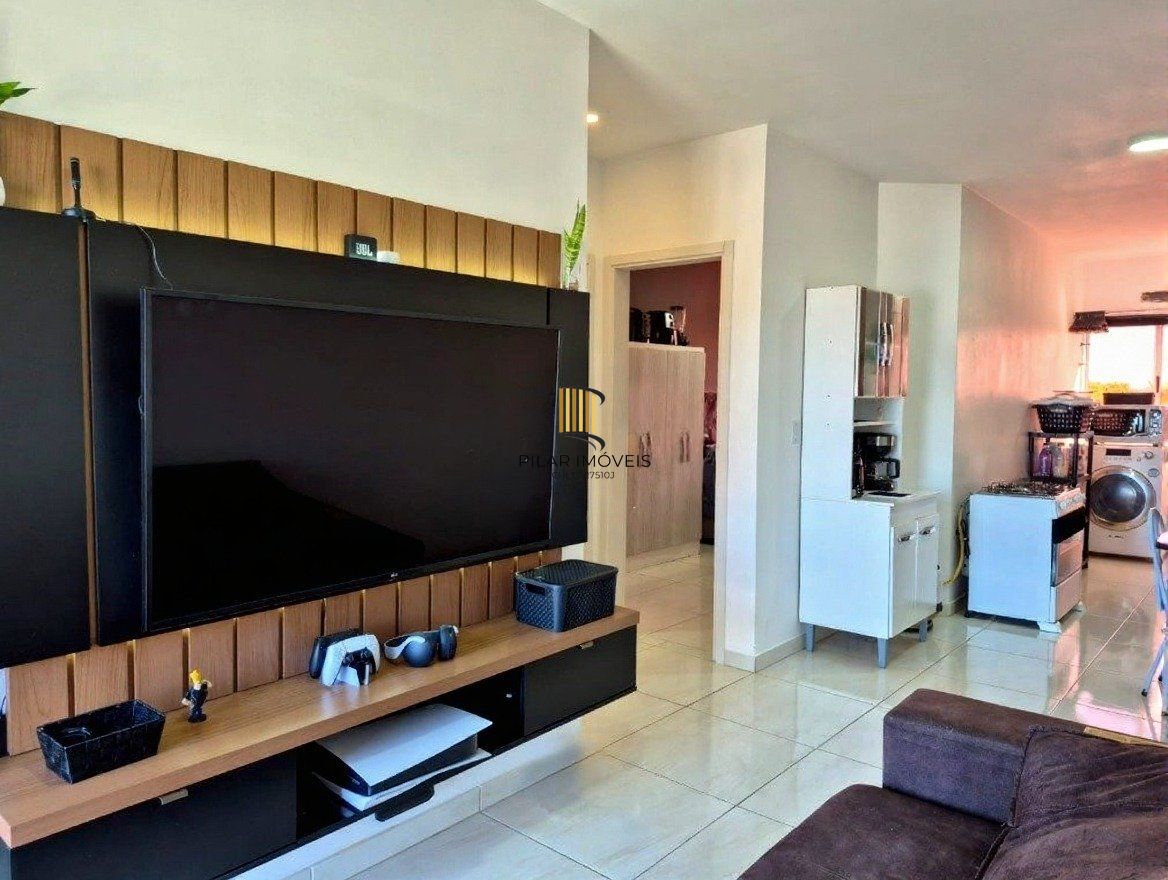 Apartamento de 2 dormitórios, 2 vagas de garagem no Bairro Olaria em Canoas.