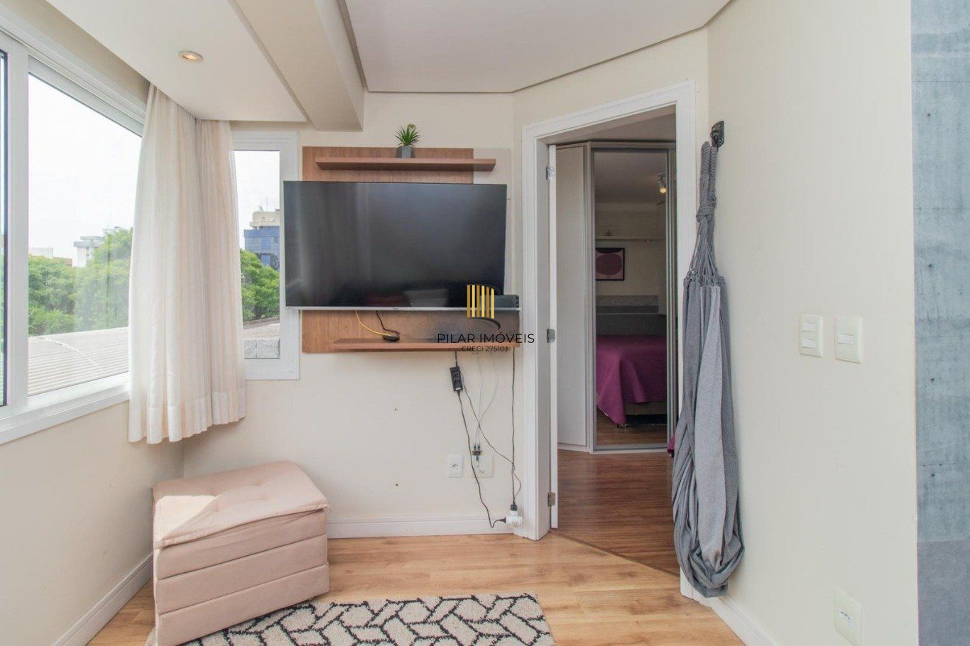 Apartamento com 1 quarto, 1 vaga e elevador no Bairro Cidade Baixa