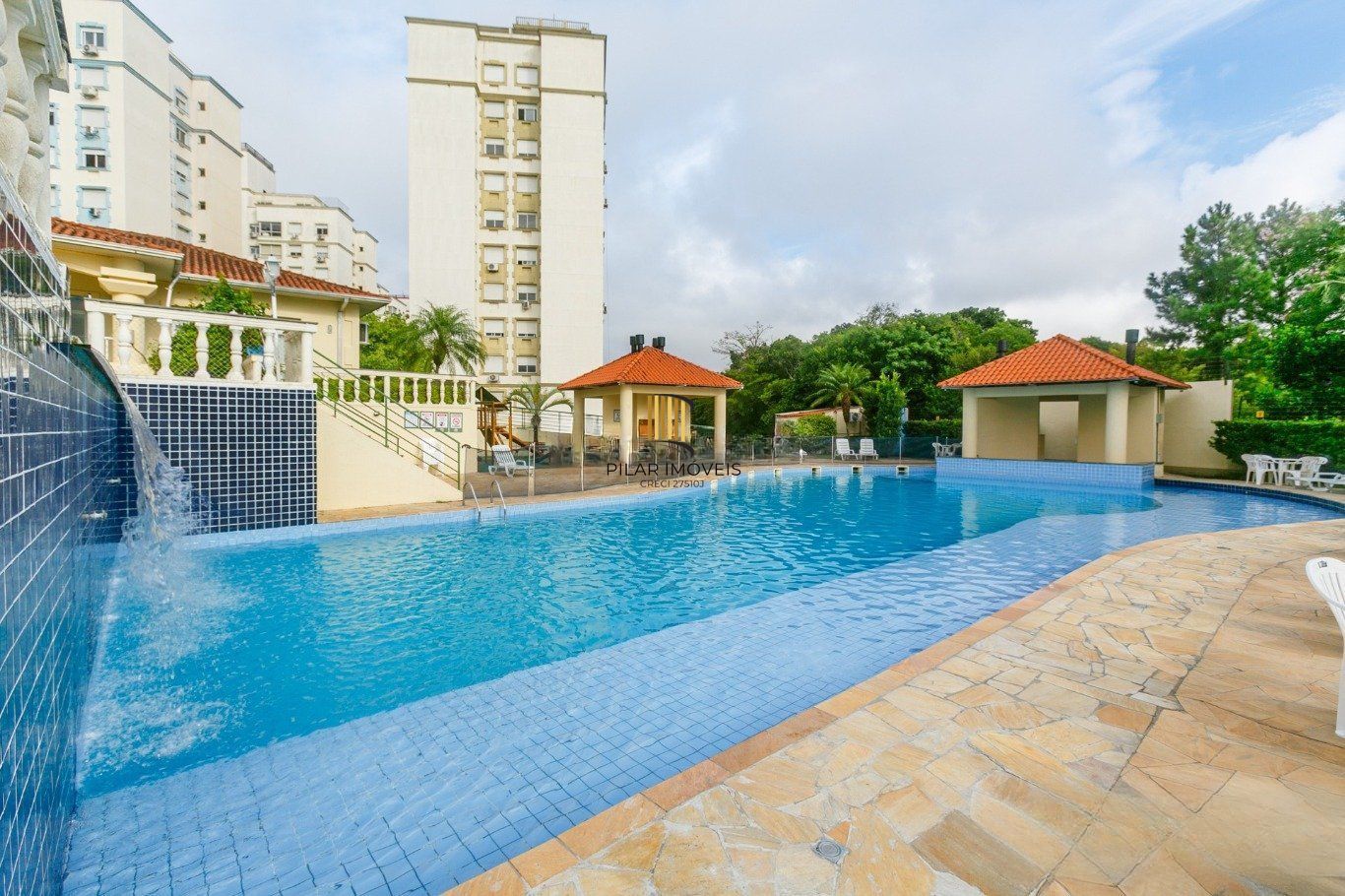 Cobertura 3 Dormitórios com 2 Vagas e Infraestrutura Completa no Cavalhada