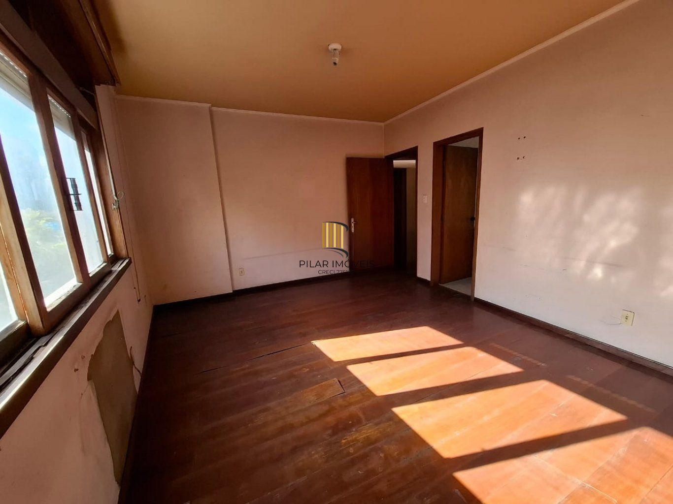 Apartamento de 4 dormitórios bairro Independência