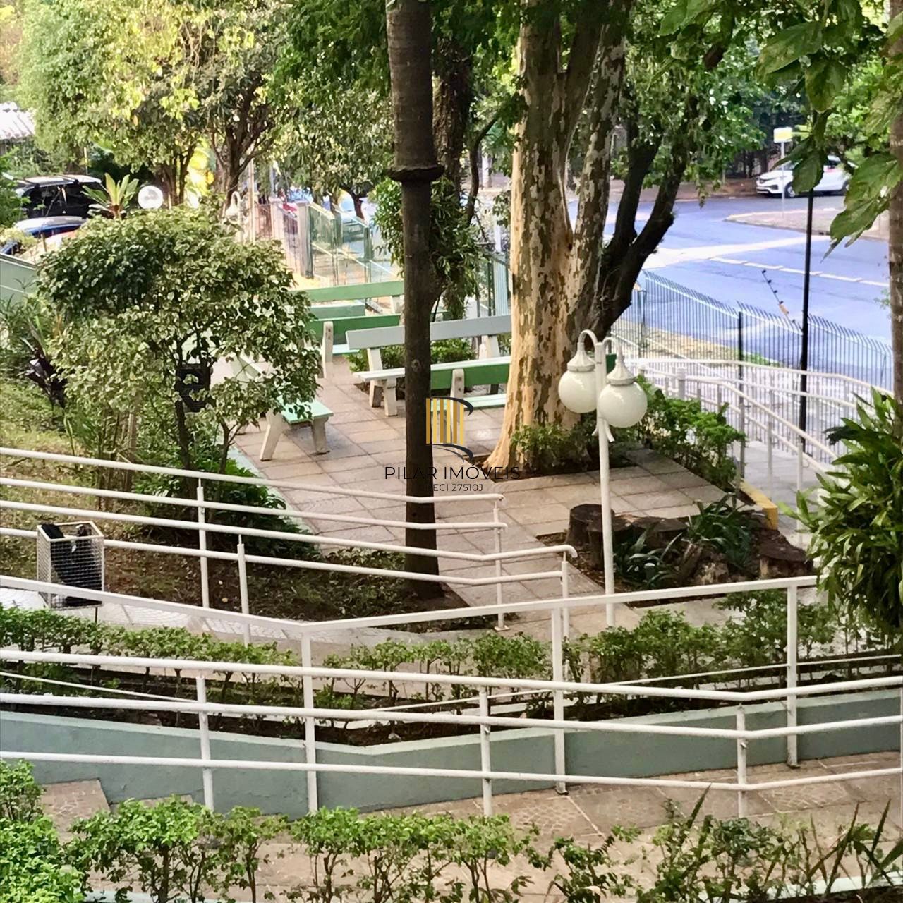 Apartamento 2 dormitório 1 vaga coberta Rua Otávio Santos da Av. Protásio Alves