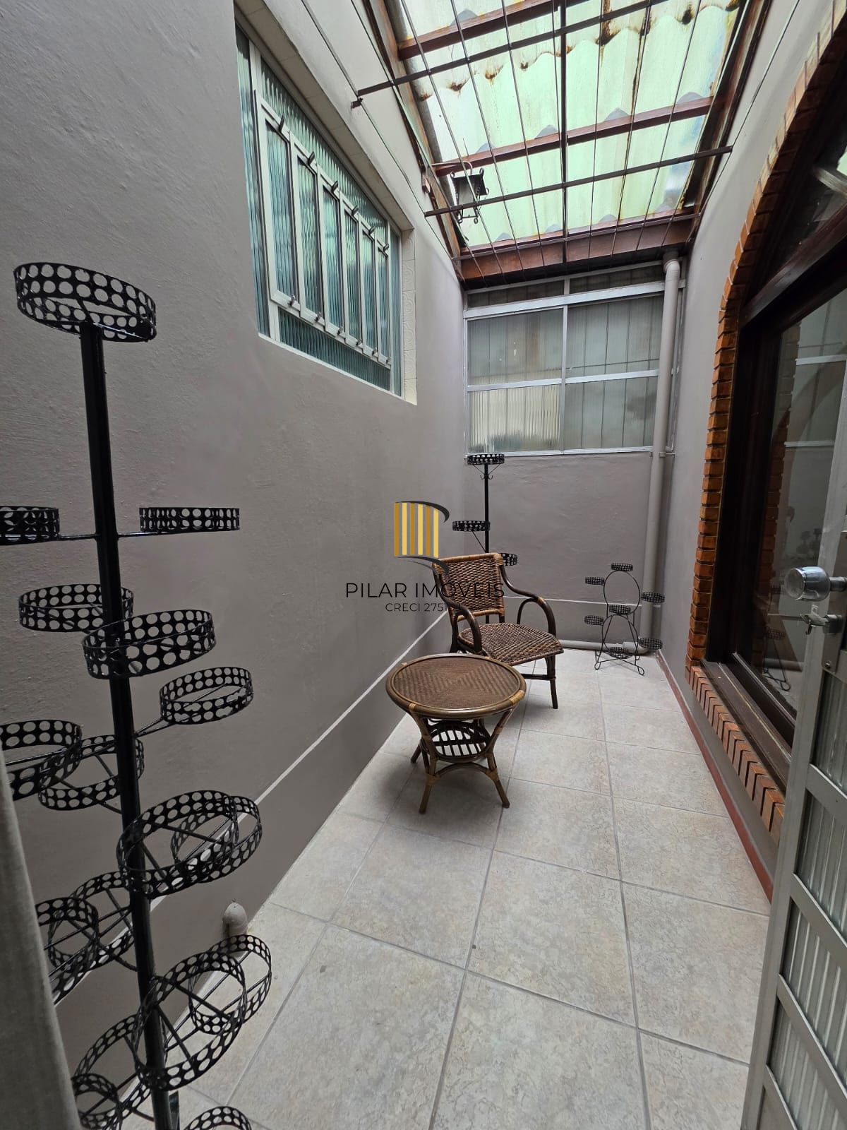 Casa de 3 dormitório no bairro Jardim do Salso