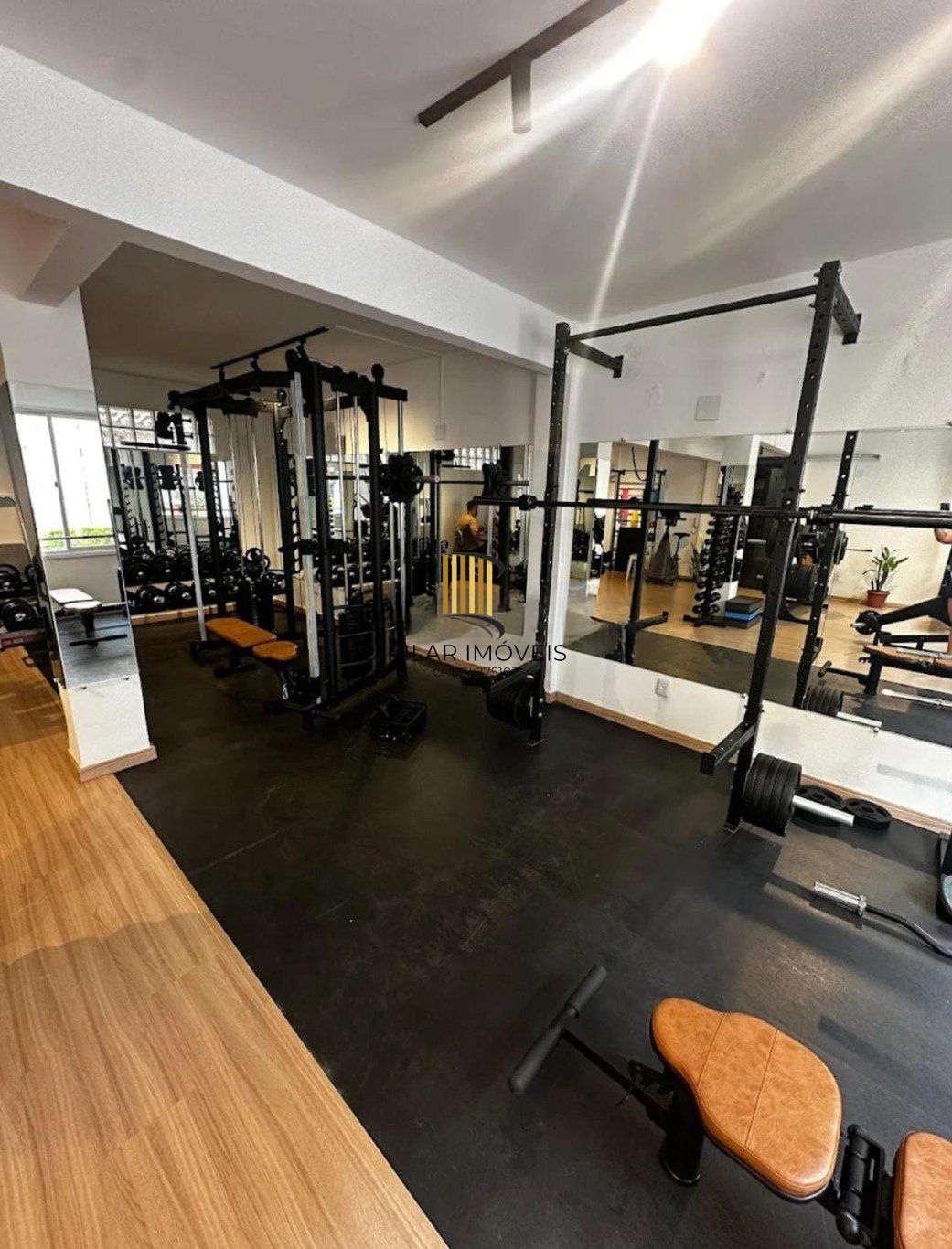 Apartamento de 2 quartos, 1 vaga, portaria 24 horas no bairro Higienópolis.