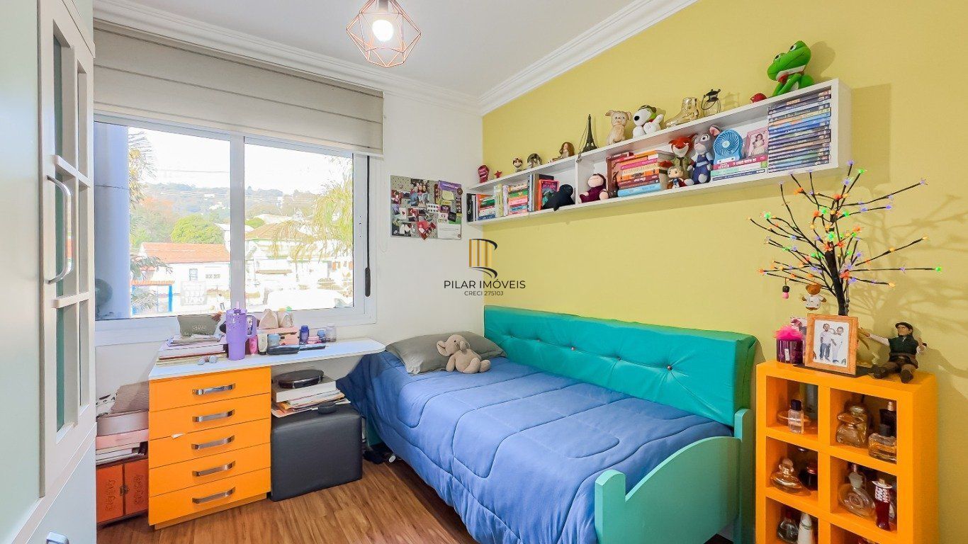 Casa em Condomínio, 3 Quartos, Suíte e 3 Vagas no Jardim Carvalho, Porto Alegre