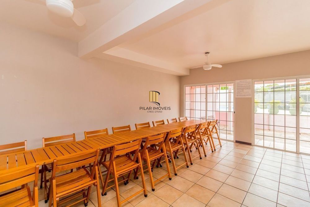 Casa em condomínio fechado de 2 dormitórios no bairro Passo da Mangueira