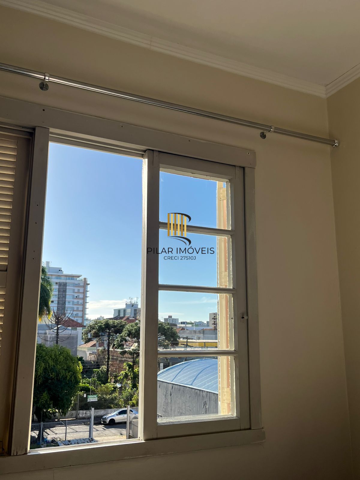 Apartamento com 2 quartos, 2 banheiros e sol da manhã no bairro Vila Ipiranga