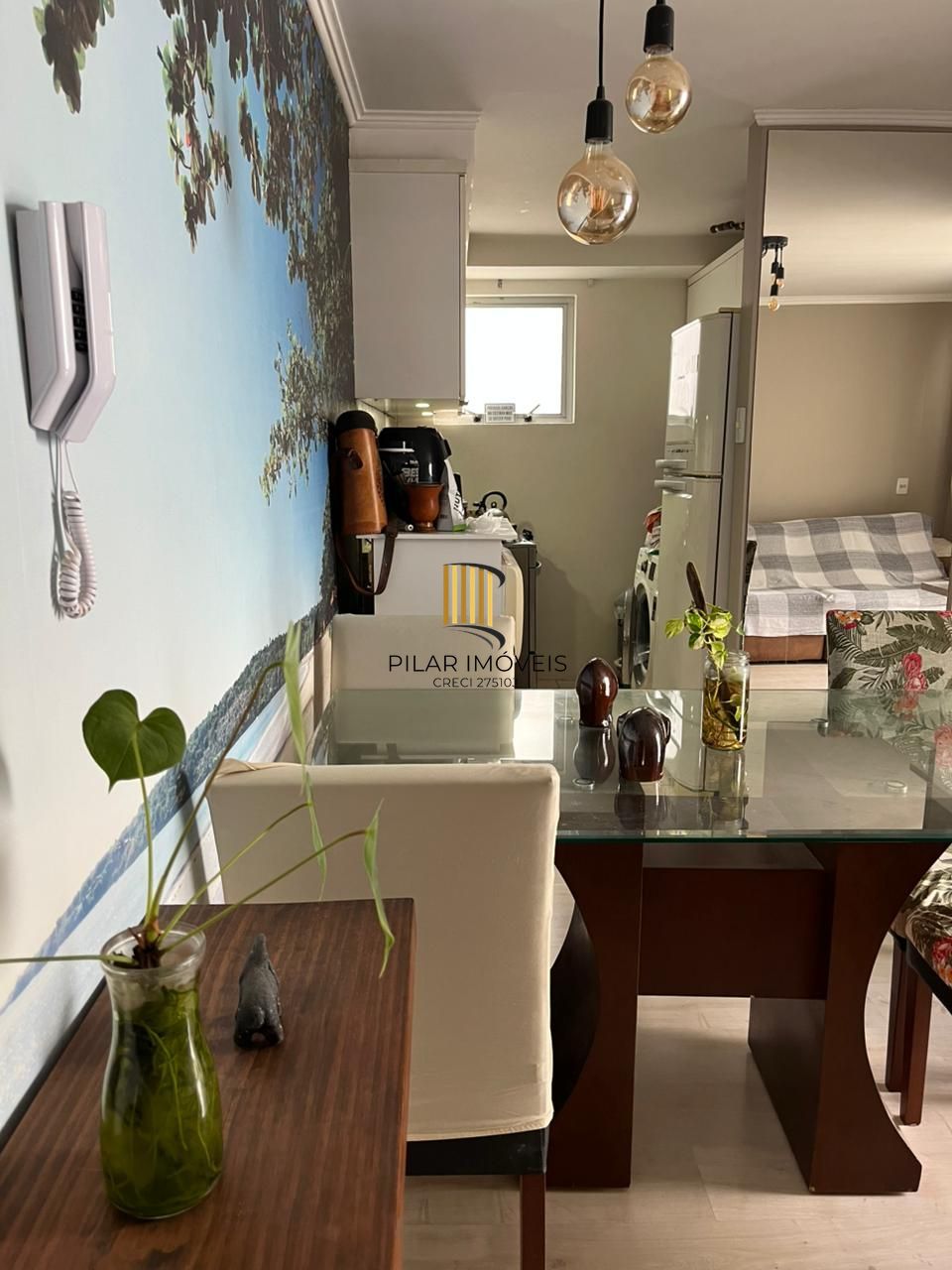 Apartamento de 2 dormitórios e 1 vaga de garagem em Canoas.