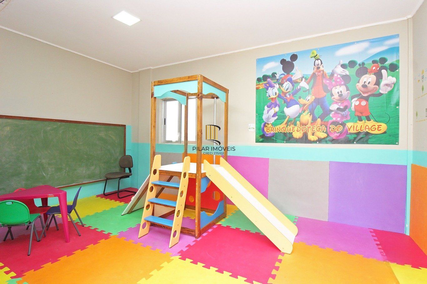 Apartamento à venda com 3 quartos 76 m² no Bairro São Sebastião