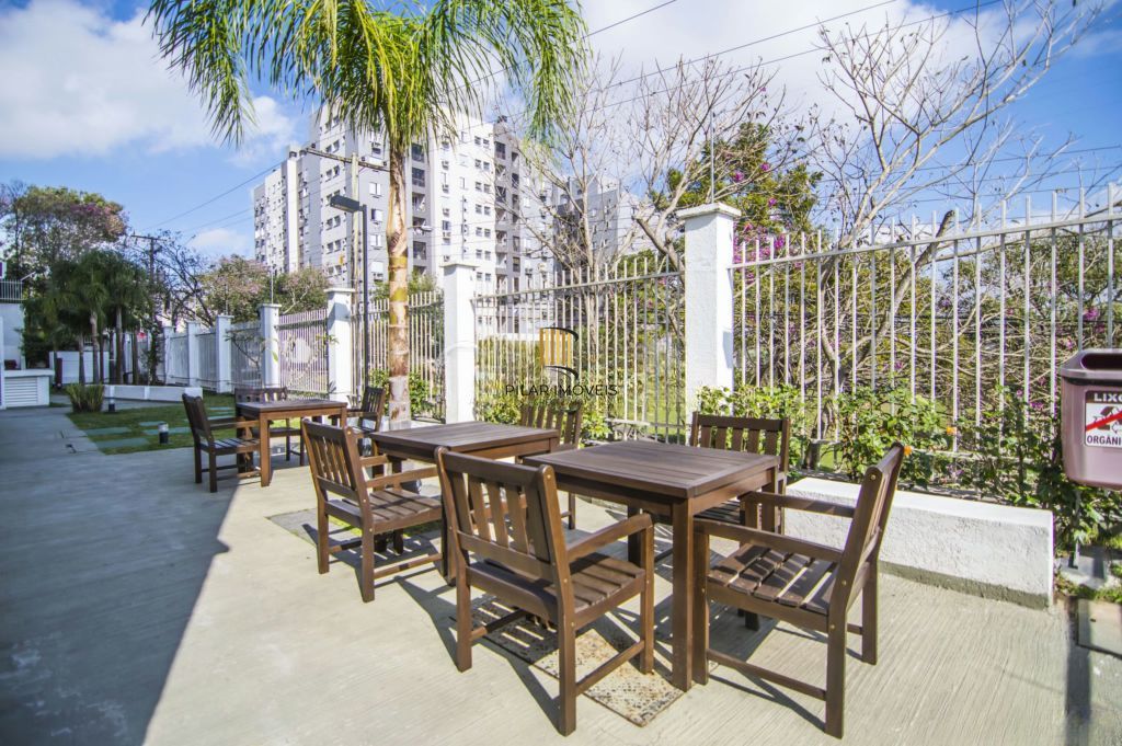 Apartamento 2 dormitórios, 1 suíte, churrasqueira, 1 vaga e elevador no Sarandi