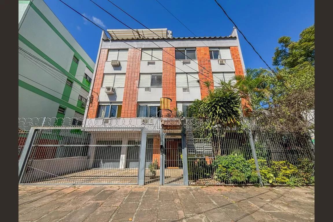 Apartamento 1 quarto, mobiliado e com 2 vagas de garagem no bairro Santana