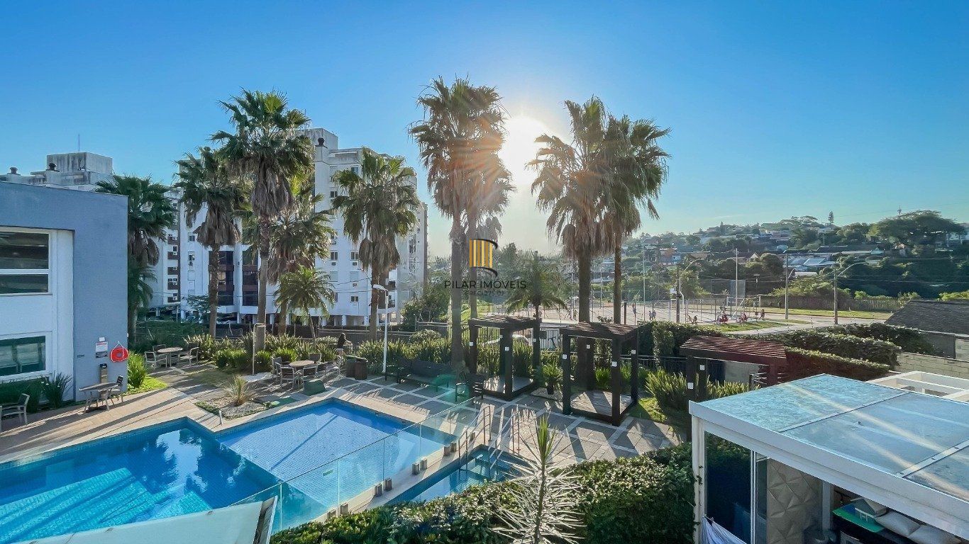 Casa em Condomínio com 3 quartos, 3 suítes, 2 vagas e 195m² no Jardim Carvalho.