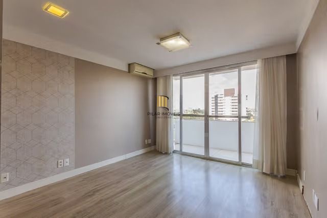 Apartamento de 3 quartos, elevador e 1 vaga de garagem em Canoas.