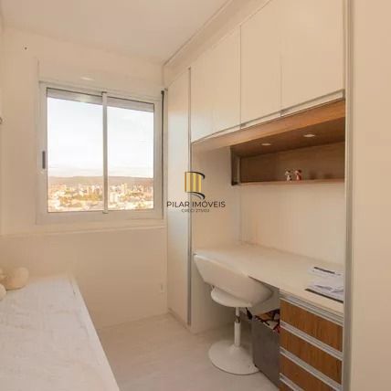 Apartamento com 2 quartos e 1 vaga e elevador no Bairro São Sebastião