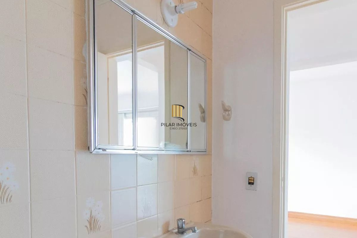 Apartamento à venda com 64m², 2 quartos e 1 vaga no Partenon