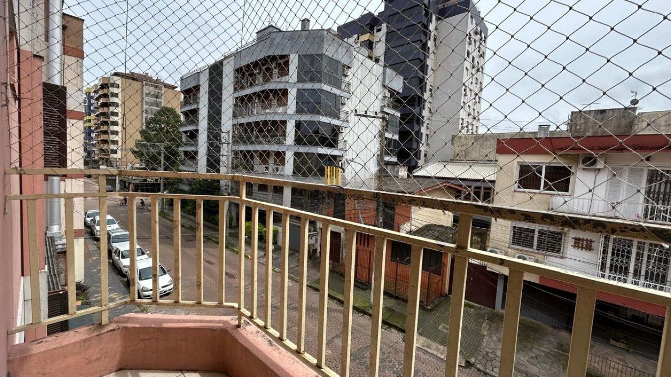 Cobertura de 4 dormitórios e 2 vagas de garagem coberta em Cachoeirinha.