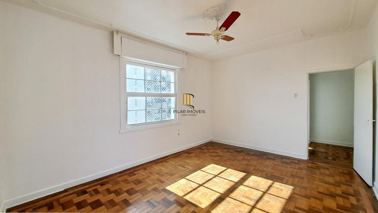 Apartamento 3 Dormitórios, 123m², Último Andar com Vista para o Guaíba