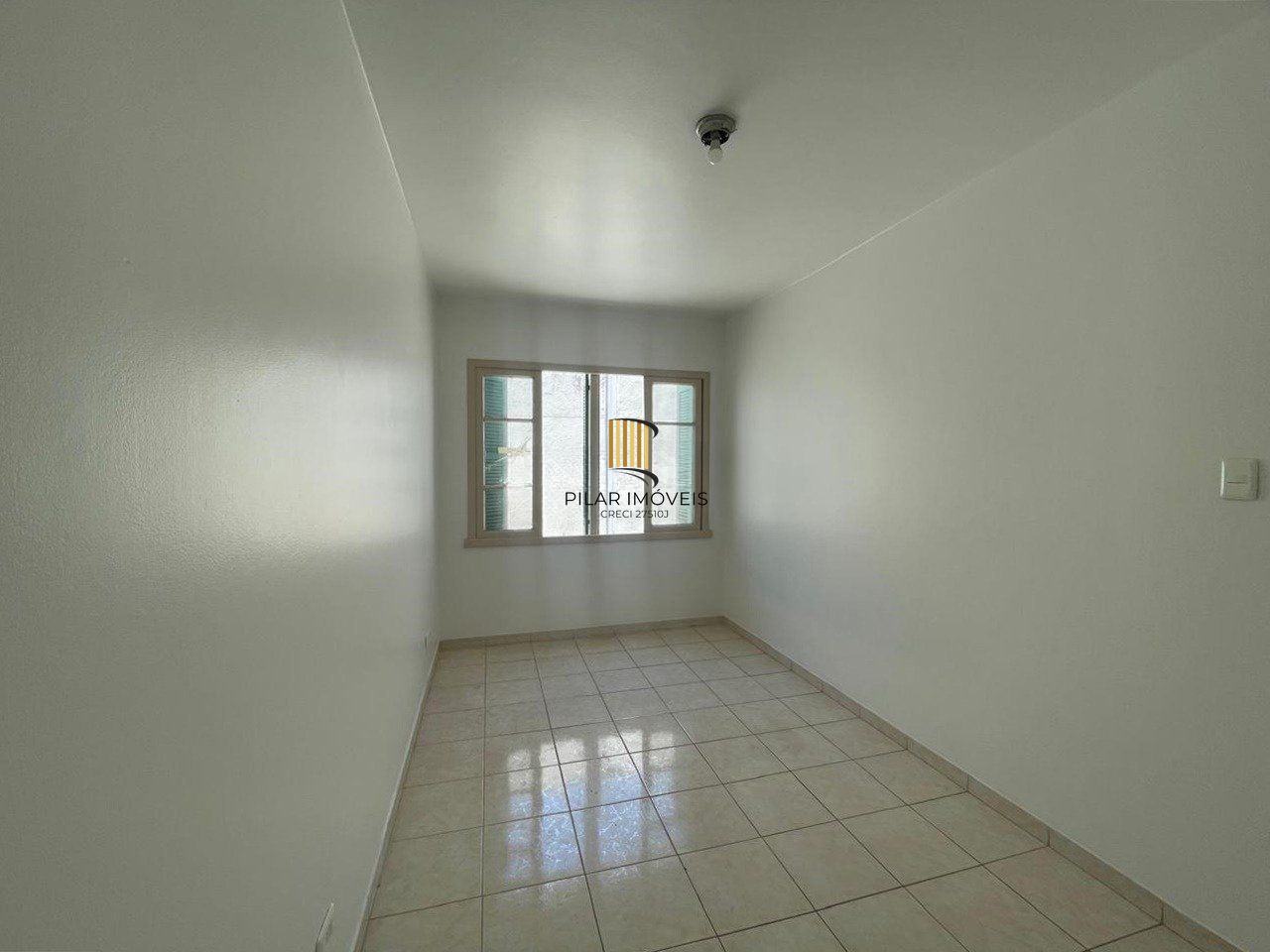 Apartamento 1 dormitório à venda no bairro Petrópolis em Porto Alegre